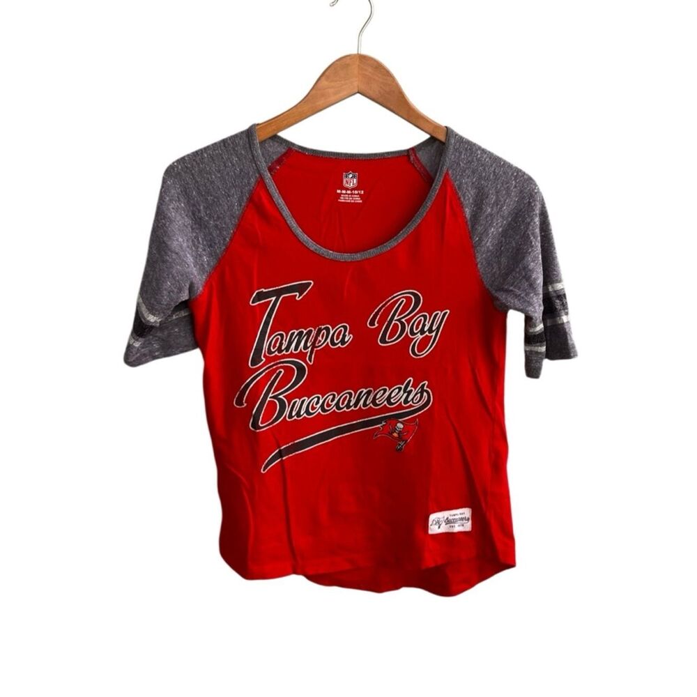 Tampa Bay Buccaneers NFL Girls Raglan Tee Red Gray Size M 10/12